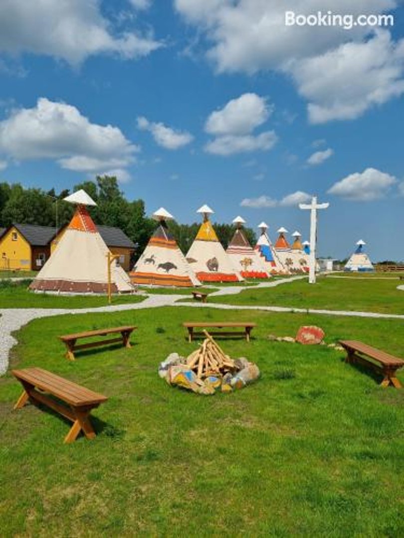 INDIANA CAMP przy SUNTAGO PARK